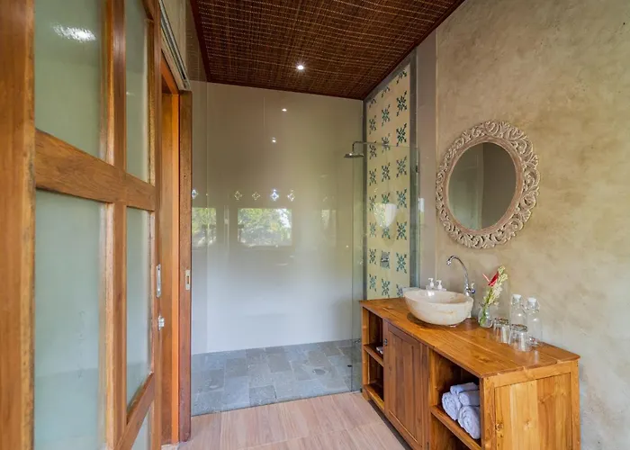 Narada And 4* Ubud