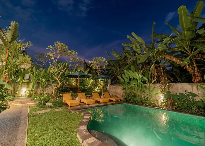 Narada And Bed & Breakfast 4*